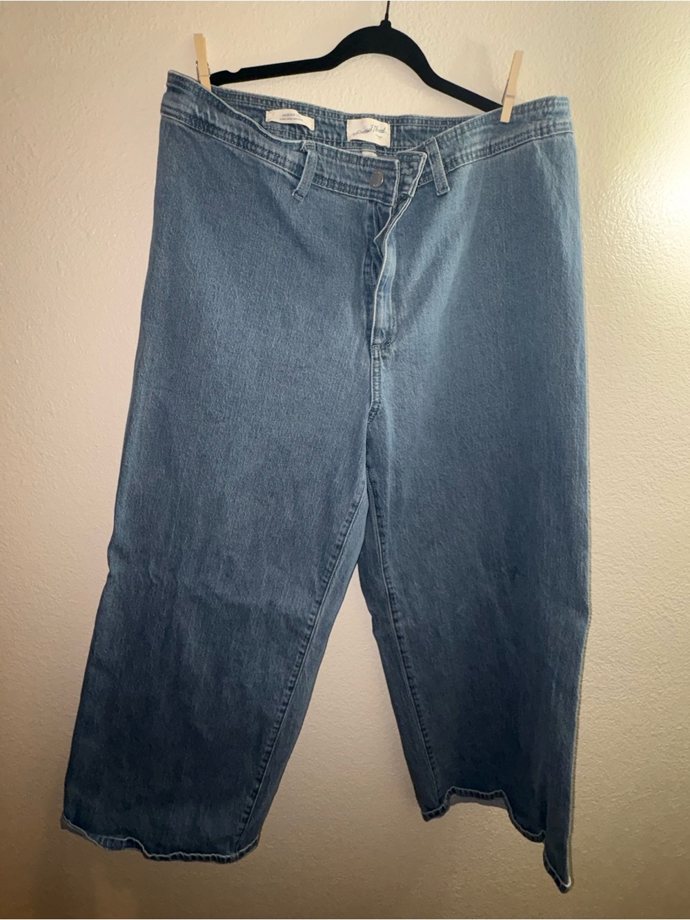 Universal Women's Wide Leg Blue Denim Jeans